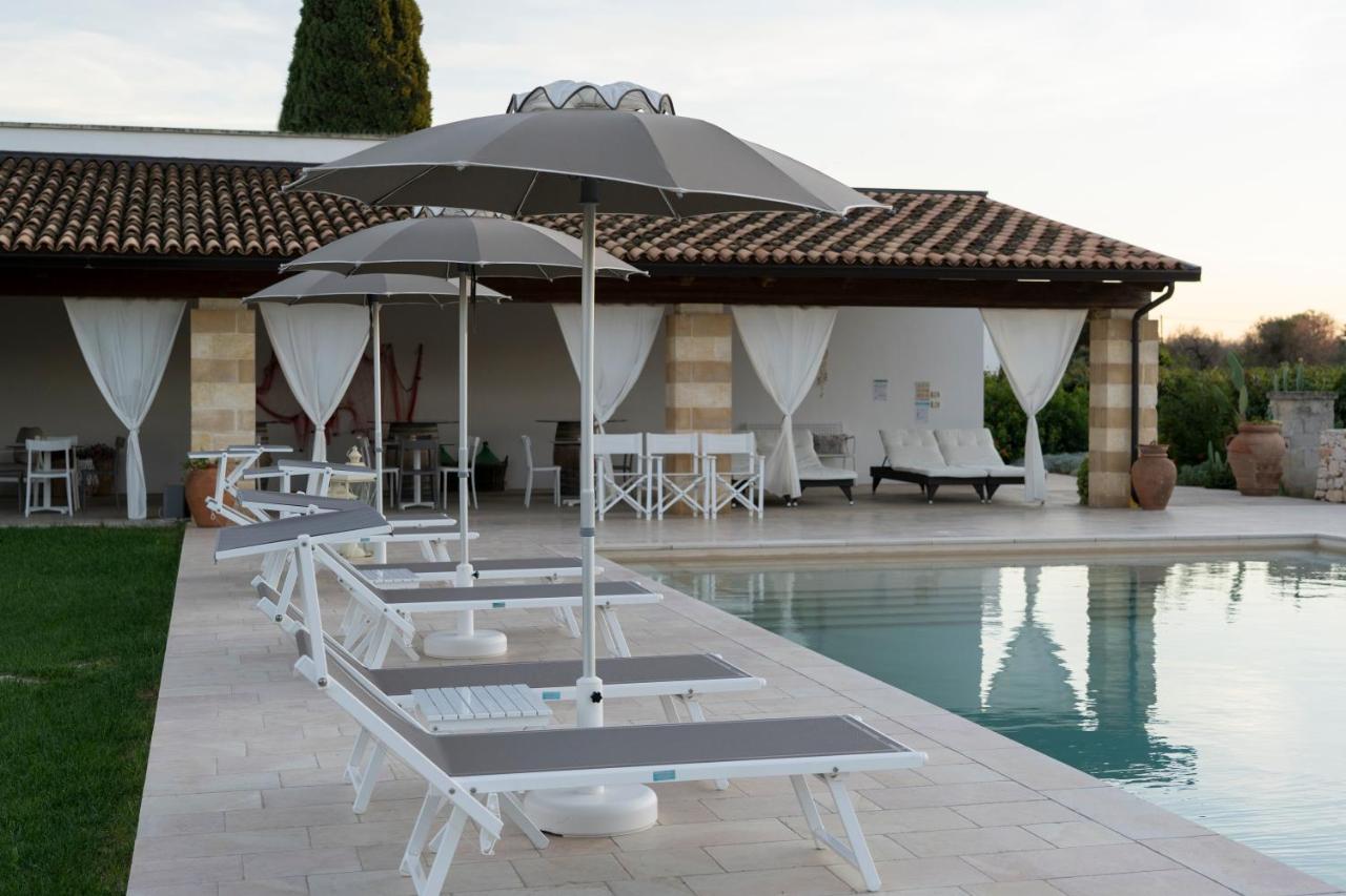 Masseria Tenuta Flora Maria Leverano Bagian luar foto