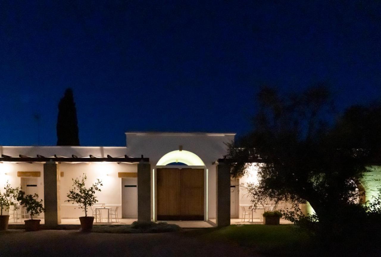 Masseria Tenuta Flora Maria Leverano Bagian luar foto