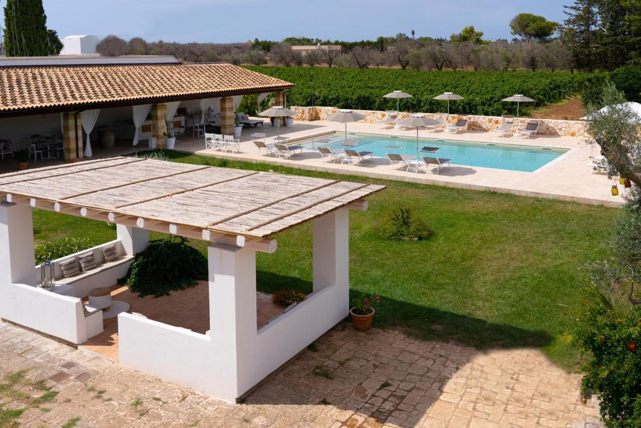 Masseria Tenuta Flora Maria Leverano Bagian luar foto