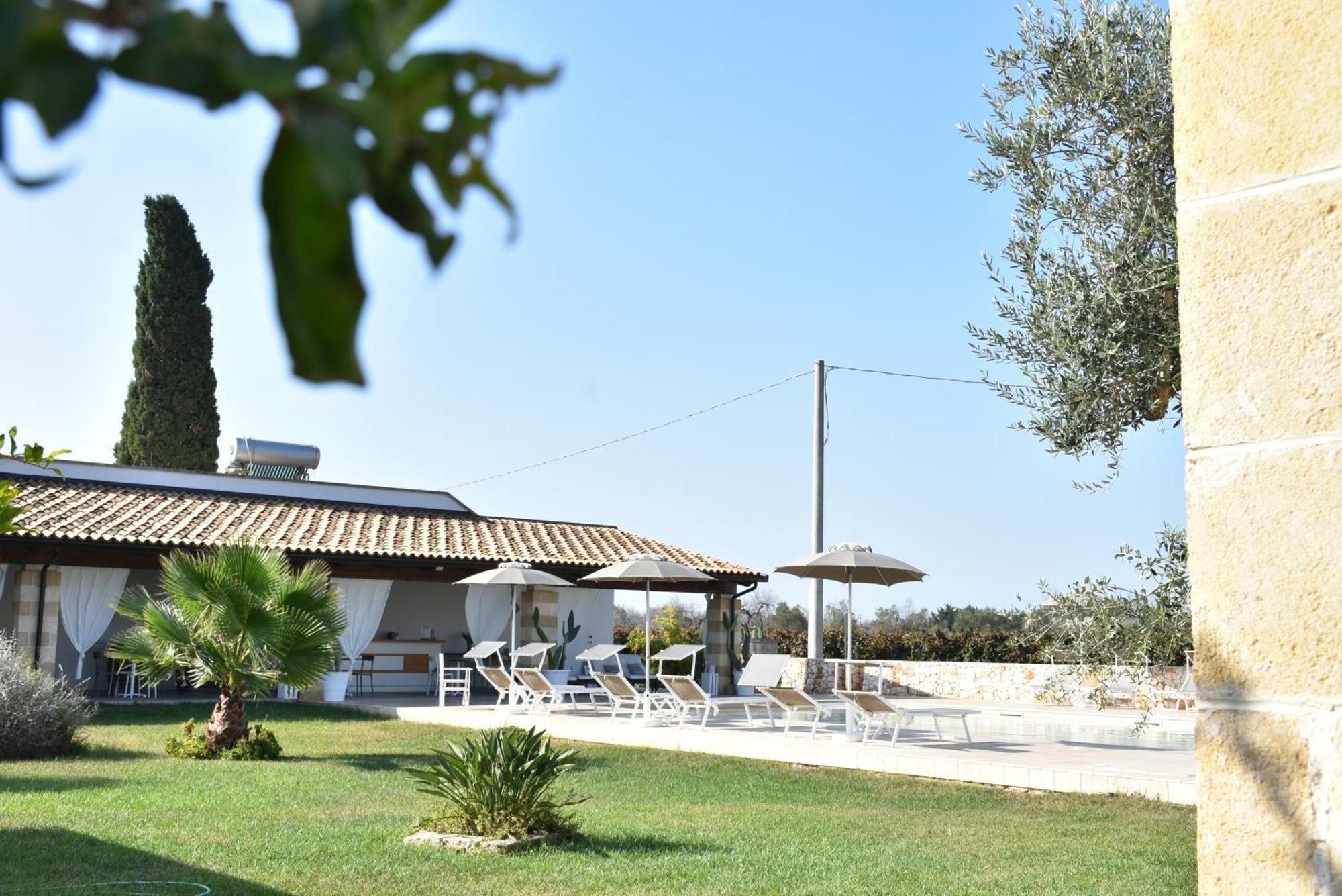 Masseria Tenuta Flora Maria Leverano Bagian luar foto