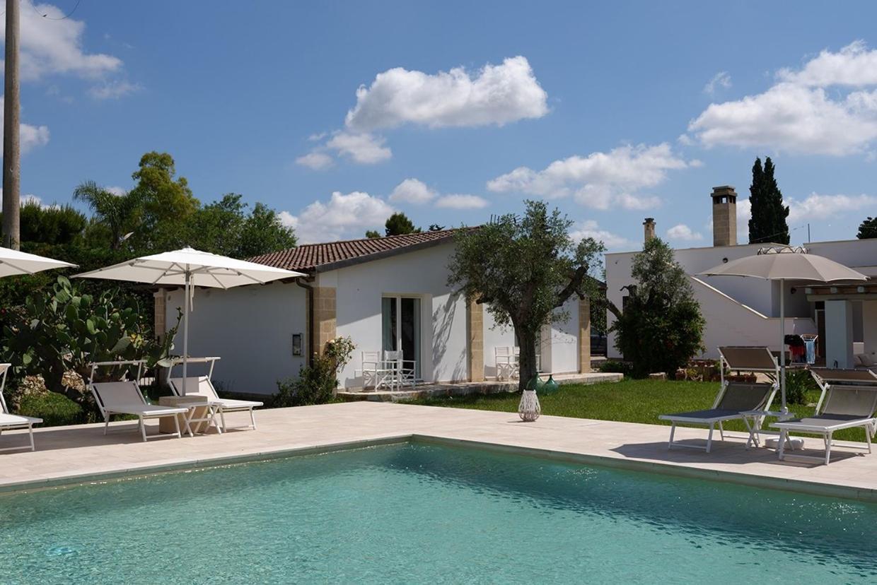 Masseria Tenuta Flora Maria Leverano Bagian luar foto