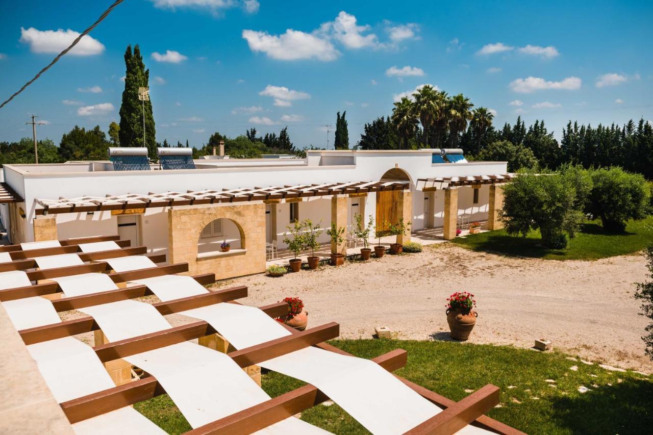 Masseria Tenuta Flora Maria Leverano Bagian luar foto