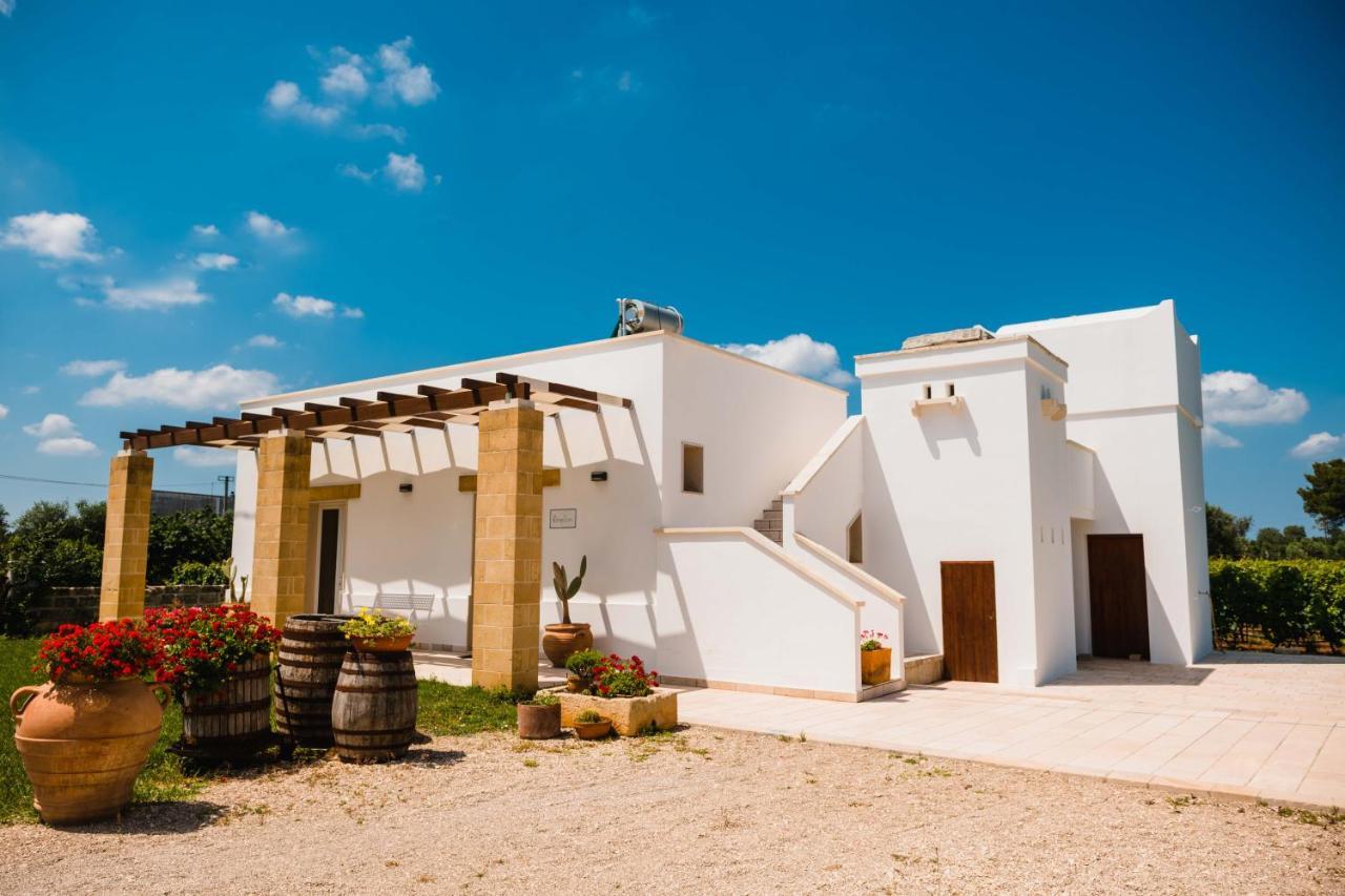 Masseria Tenuta Flora Maria Leverano Bagian luar foto