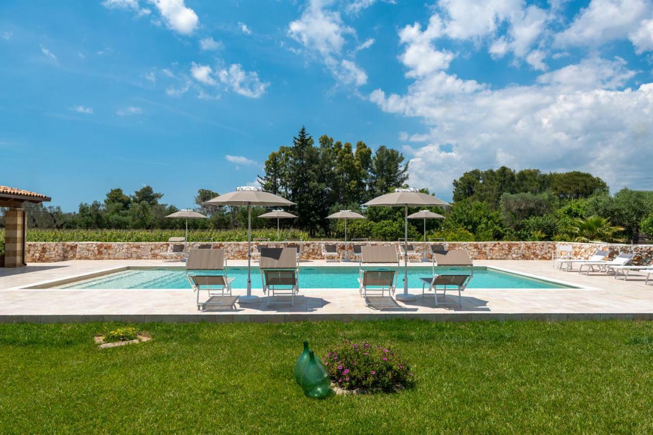 Masseria Tenuta Flora Maria Leverano Bagian luar foto